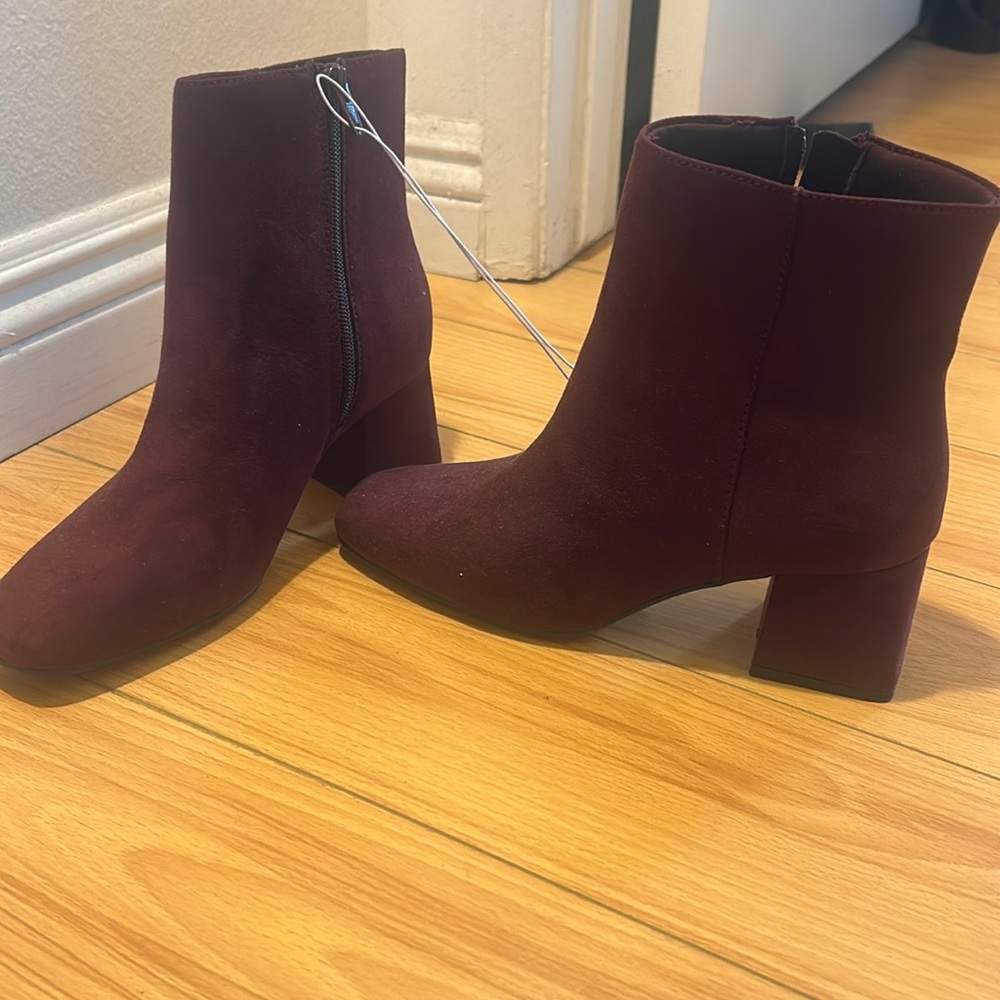 Faux Suede Square Toe Boot Size 7